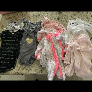 Carters premie bundle twin set